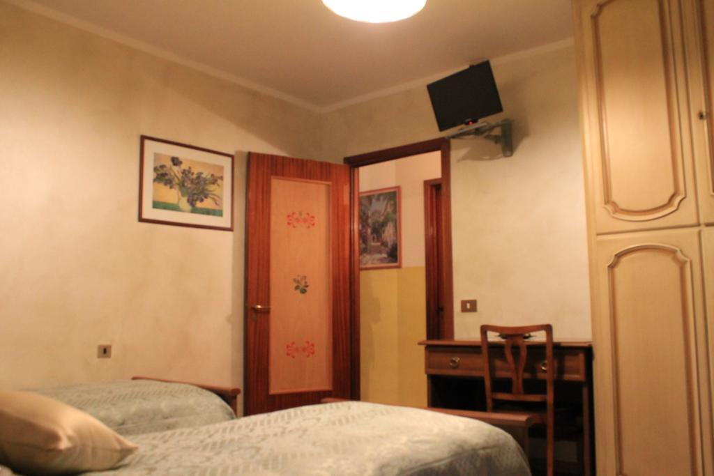 Alice Affittacamere Cesana Torinese Exterior foto